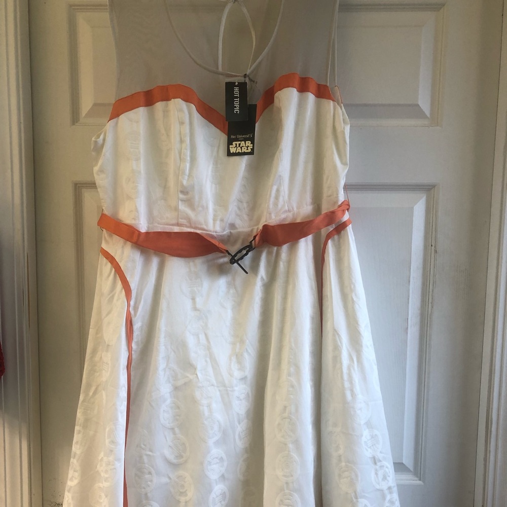 Vintage style Star Wars BB-8 dress!